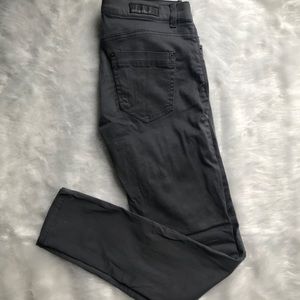 Super cute gray pants stretchy and flattering